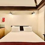 The Royale Chulan Hyde Park Hotel