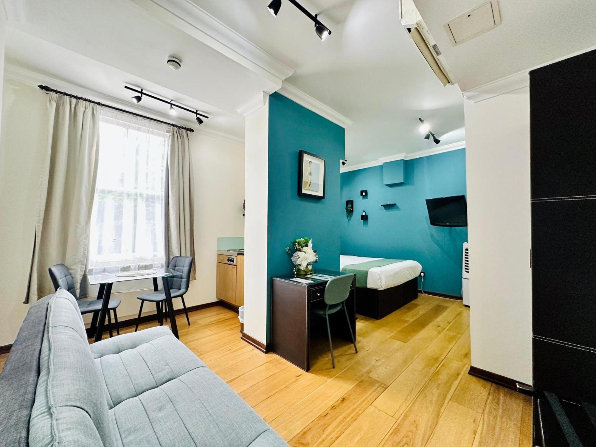 The Royale Chulan Hyde Park Hotel 3*